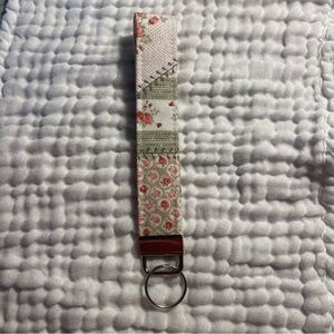Handmade Hand Sewn Floral Patchwork Key Fob Keychain Wristlet 100% Cotton